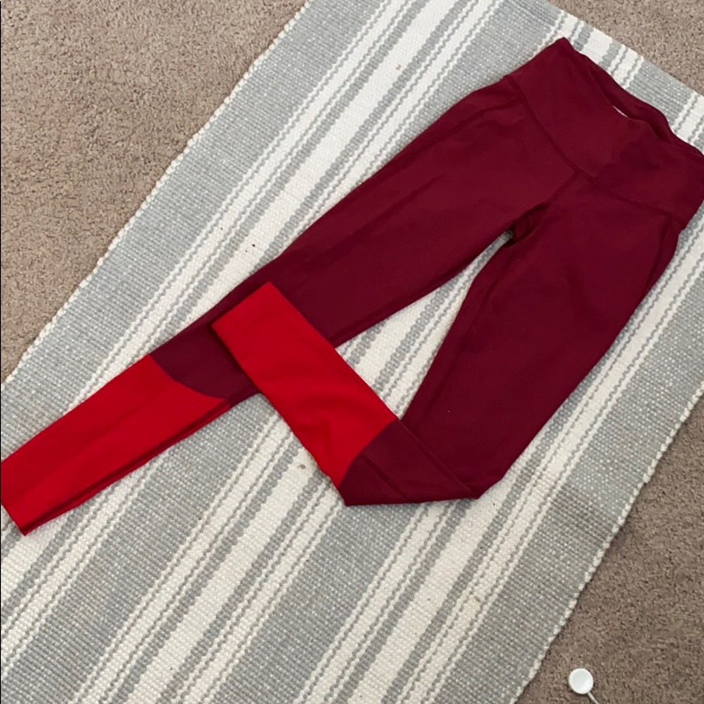 Victoria’s sport knockout leggings